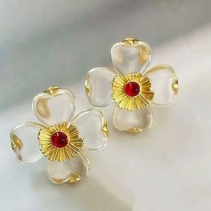 Fashion Transparent Petals Flower Earrings
